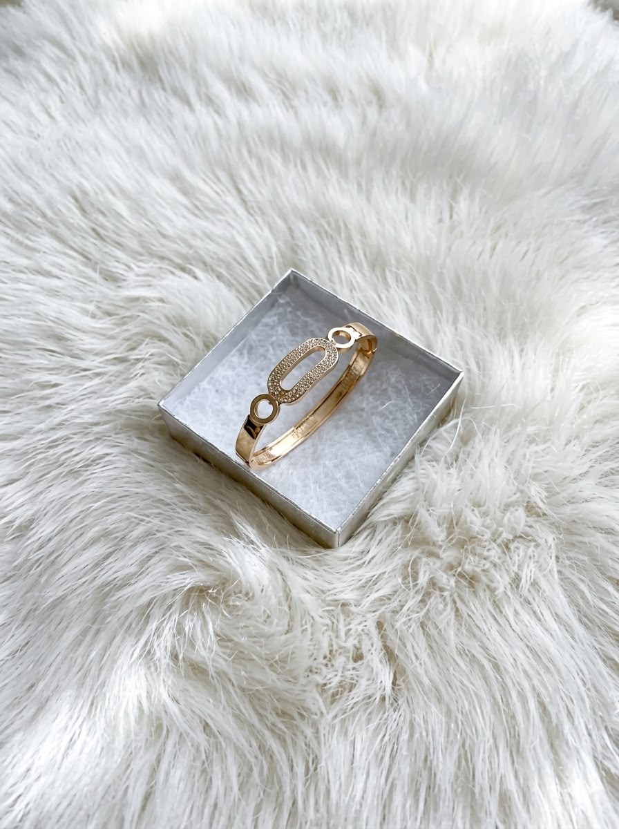 Diamond bracelet