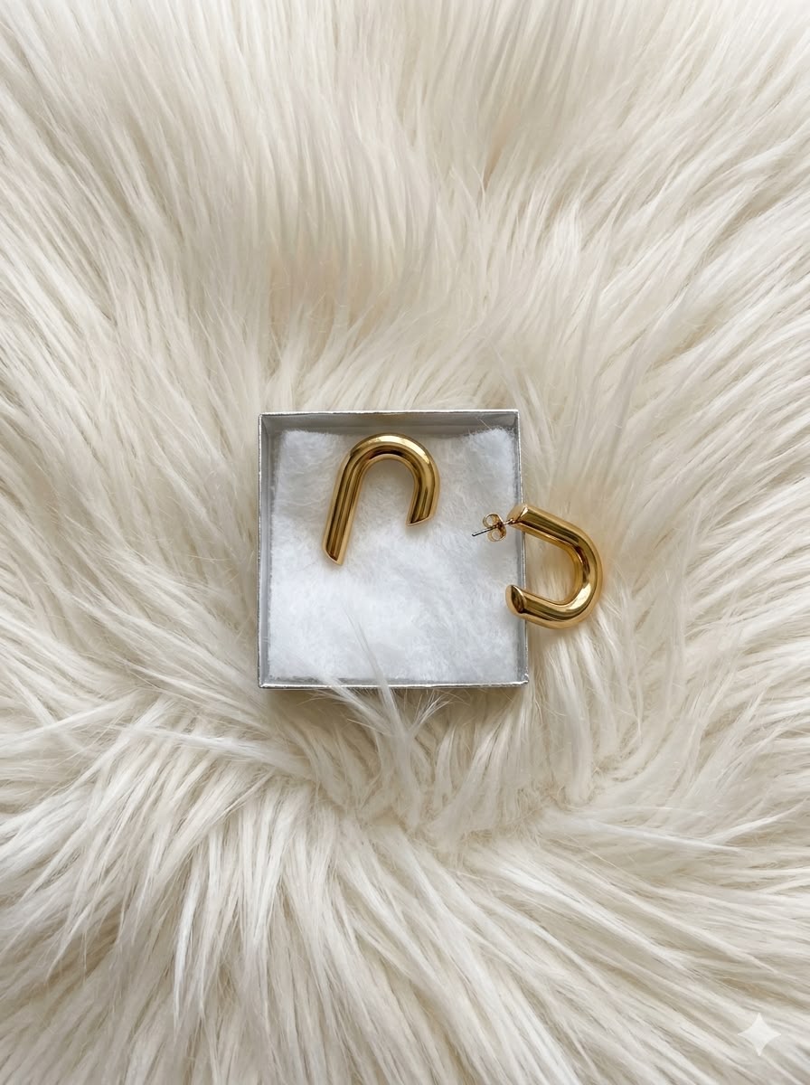 J-shaped earring